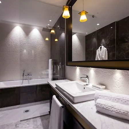 Palazzo Doglio 5*